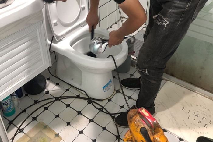 苍梧疏通下水道